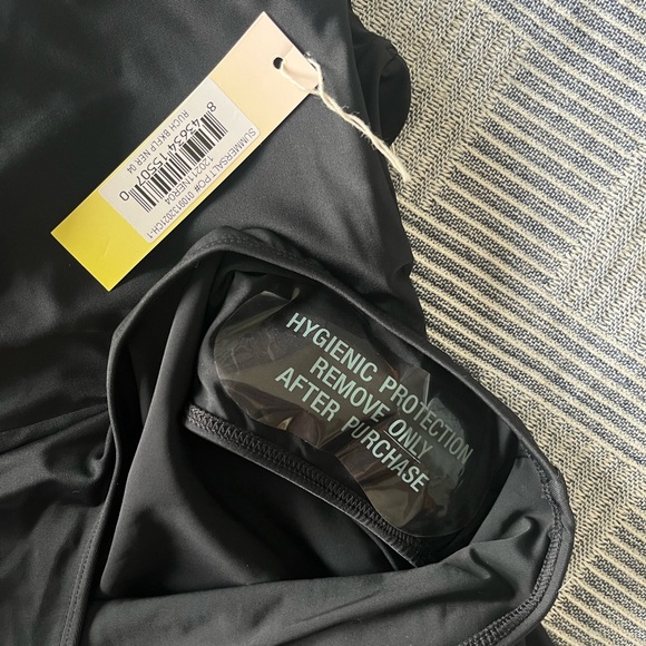 NWT Summersalt ruched backflip suit - Picture 5 of 5